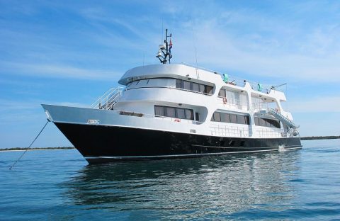 1-avalon-II-cuba-jardins-reine-bateau-croisiere-plongee