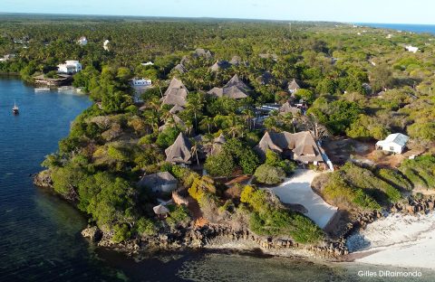 1.1_c6bo-voyage-plongee-kenya-watamu-vue-aerienne-temple-point-resort
