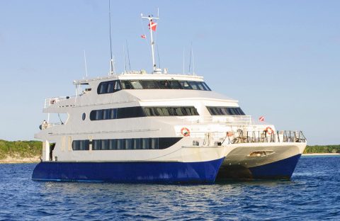 1_Bahamas-Exuma-Cays-diving-cruise-boat-Aqua-Cat-exterior