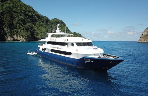 1_c6bo-voyage-plongee-costa-rica-cocos-island-aggressor-adventures-vue-aerienne