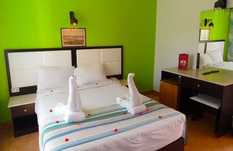 1_c6bo-voyage-plongee-egypte-sharm-el-sheikh-naama-blue-hotel-chambre-double