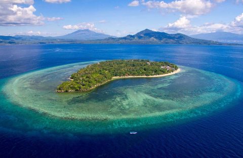 1_c6bo-voyage-plongee-indonesie-siladen-resort-and-spa-vue-aerienne