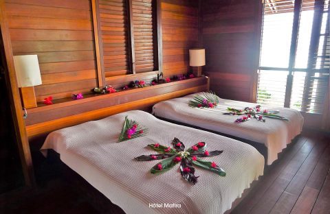 2.2_c6bo-voyage-plongee-polynesie-plongee-archipel-societe-Bora-Bora-hotel-Matira-Bungalow-double-twin