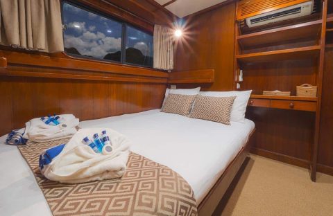 2_Mermaid-II-deluxe-double-1