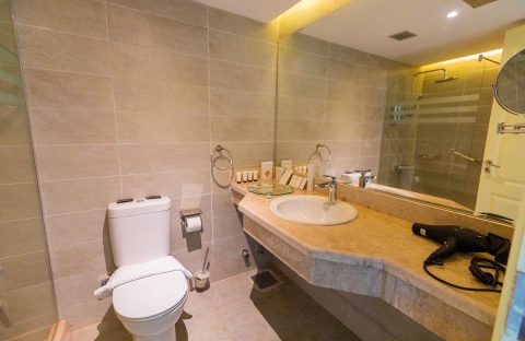 2_c6bo-voyage-plongee-egypte-safaga-hotel-aquamondo-salle-bain