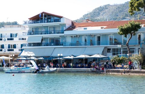 2_c6bo-voyage-plongee-grece-epidaure-hotel-mike-mike_hotel_epidavros-vue-exterieure