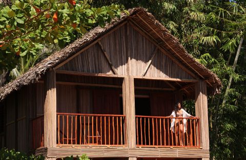 2_c6bo-voyage-plongee-madagascar-nosy-komba-floraly-komba-resort-bungalow-exterieur
