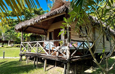2_c6bo-voyage-plongee-madagascar-radama-islands-resort-bungalow-exterieur