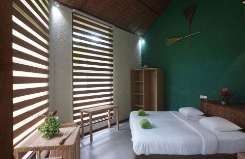 2_c6bo-voyages-plongee-sejour-indonesie-manado-thalasso-dive-resort-villa-bedroom