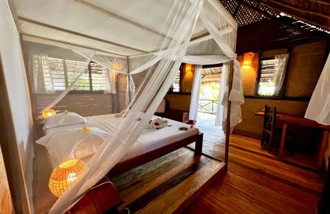 3.1_c6bo-voyage-plongee-madagascar-radama-islands-resort-bungalow-double