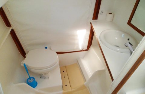 3.3_c6bo-voyage-plongee-madagascar-croisiere-archipel-radames-iles-mitsio-bateau-diving-cattitude-4