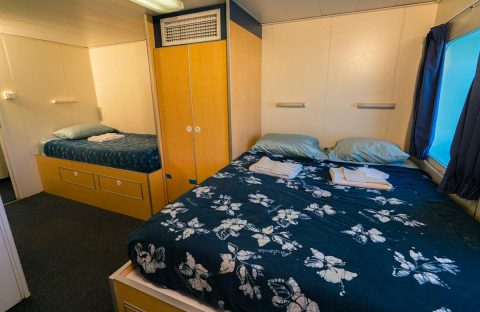 3_Bahamas-Exuma-Cays-diving-cruise-boat-Aqua-Cat-chambre-triple