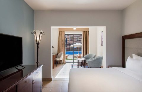 3_c6bo-voyage-plongee-egypte-port-ghalib-marina-resort-radisson-lit-double