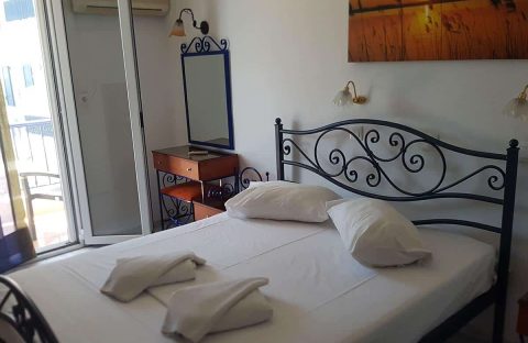 3_c6bo-voyage-plongee-grece-epidaure-hotel-mike-chambre-standard-double