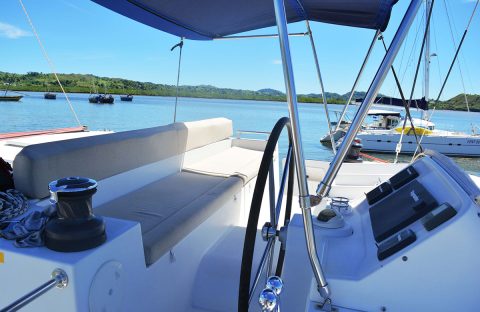 3_c6bo-voyage-plongee-madagascar-iles-radames-radama-islands-croisiere-oceanes-dream-catamaran-gros-plan-barre