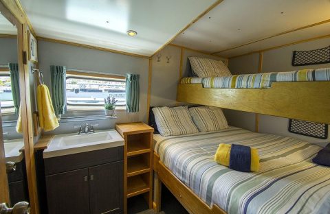 3_c6bo-voyages-CaribbeanExplorerII_Cabin_b