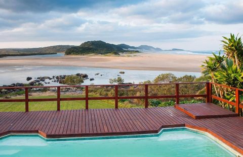 3_c6bo-voyages-plongee-afrique-du-sud-province-cap-oriental-Wavecrest-hotel-spa-piscine-vue-paysage