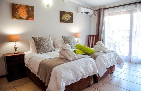 3_c6bo-voyages-plongee-afrique-sud-aliwal-shoal-agulhas-lodge-chambre-twin