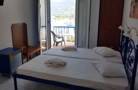 4_c6bo-voyage-plongee-grece-epidaure-hotel-mike-chambre-standard-twin