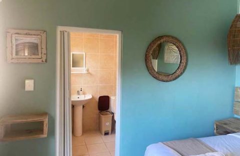 4_c6bo-voyage-plongee-mozambique-ponta-de-oro-hotel-planet-ocean-ch-sdb