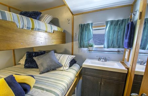 4_c6bo-voyages-CaribbeanExplorerII_Cabin_c