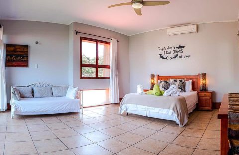 4_c6bo-voyages-plongee-afrique-sud-aliwal-shoal-agulhas-lodge-chambre-famille