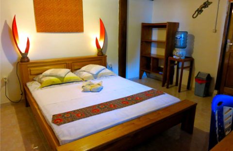 5-Indonesie-Lembeh-hotel-Two-Fish-Resort-Standard-Rooms-Inside