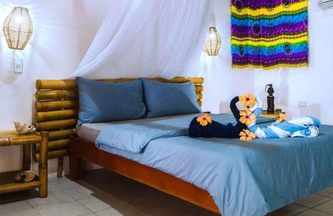 5.1-C6Bo-plongee-philippines-puerto-galera-resort-bungalow-standard-double