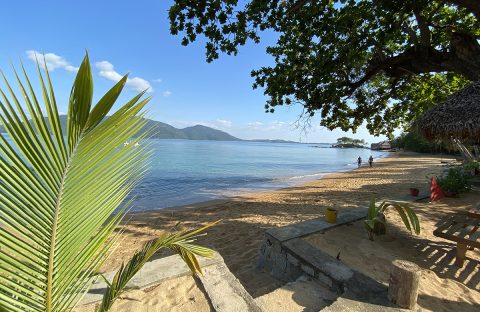 5_c6bo-voyage-plongee-madagascar-nosy-komba-floraly-komba-resort-plage