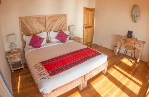 5_c6bo-voyages-plongee-indonesie-ile-sumbawa-kalimaya-dive-resort-Sea-View-Bungalow