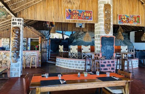 6_c6bo-voyage-plongee-madagascar-nosy-komba-tamarin-lodge-restaurant