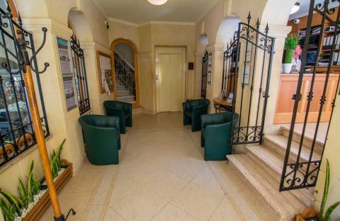 6_c6bo-voyage-plongee-malte-gozo-san-andrea-hotel-interieur