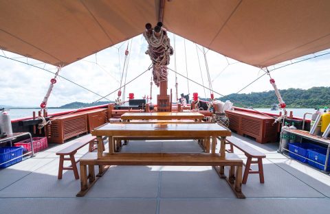 6_c6bo-voyage-plongee-thailande-siren-fleet-croisiere-the-junk-bateau-covered-front-deck