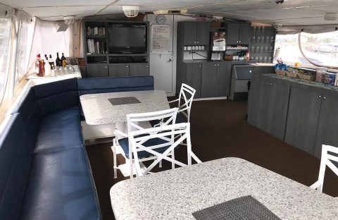 6_c6bo-voyages-CaribbeanExplorerII-Updated-Salon3