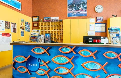7-Espagne-Estartit-Hotel-Illes-plongee-accueil