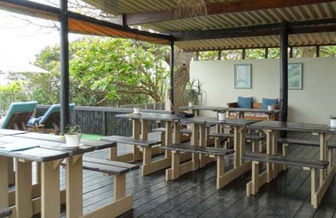 7.1_c6bo-voyage-plongee-mozambique-ponta-de-oro-planet-ocean-terrasse