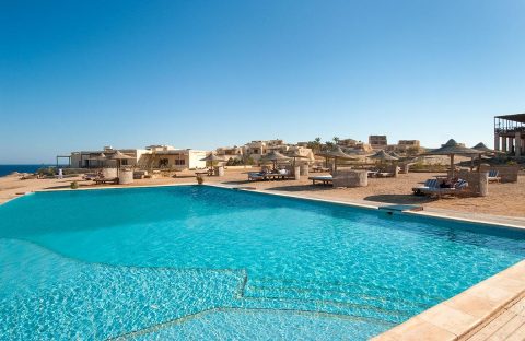 7.1_c6bo-voyages-plongee-egypte-marsa-alam-the-oasis-dive-resort-piscine