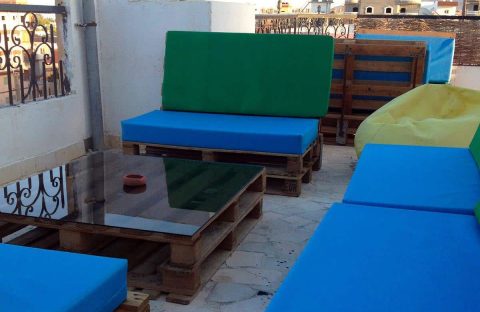 7_Egypte-Safaga-Guest-House-El-Manzil-salon-exterieur-terrasse-2