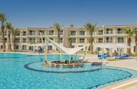 7_c6bo-voyage-plongee-egypte-safaga-hotel-amarina-bar-piscine