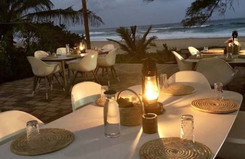 7_c6bo-voyage-plongee-mozambique-tofo-liquid-dive-adventures-hotel-terrasse-restaurant-vue-mer