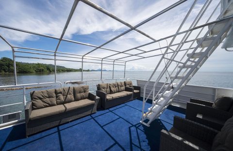8-c6bo-voyage-plongee-papouasie-nouvelle-guinee-walindi-plantation-resort-mv-oceania-croisiere-Lower_Sun_Deck