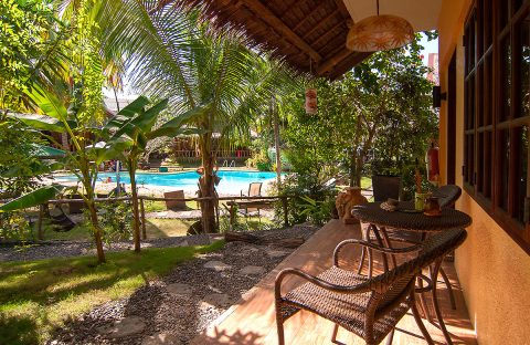 9.1-plongee-philippines-bohol-oasis-resort-garden