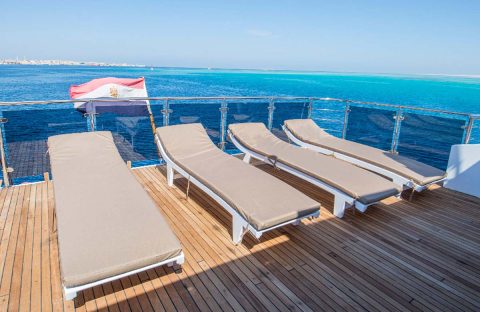 9.2_c6bo-voyage-plongee-egypte-croisiere-seafari-bateau-dolce-vita-sundeck-transats