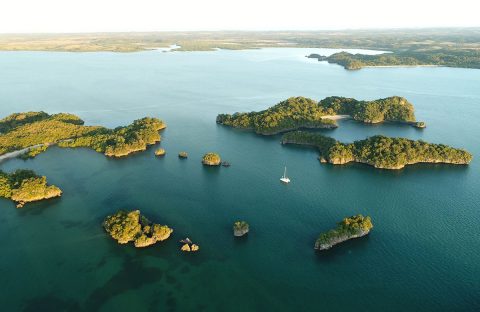 9.3_c6bo-voyage-plongee-madagascar-iles-radames-radama-islands-croisiere-oceanes-dream-catamaran-gros-plan-archipel-vue-aerienne