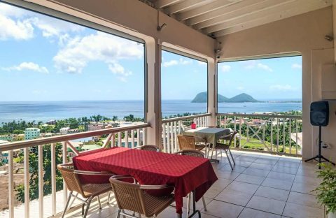 Hotel-The-Champs-Breakfast-Area