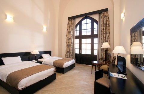 Rohanou Room sample 2