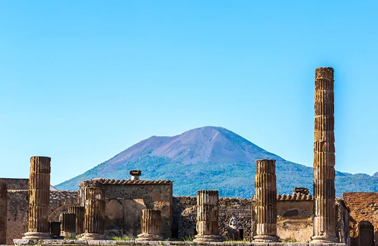 images_Images__sites_Mediterranee_Italie__Sardaigne_Naples_Extension_c6bo-voyages-plongee-italie-naples__Pompei-Vesuve